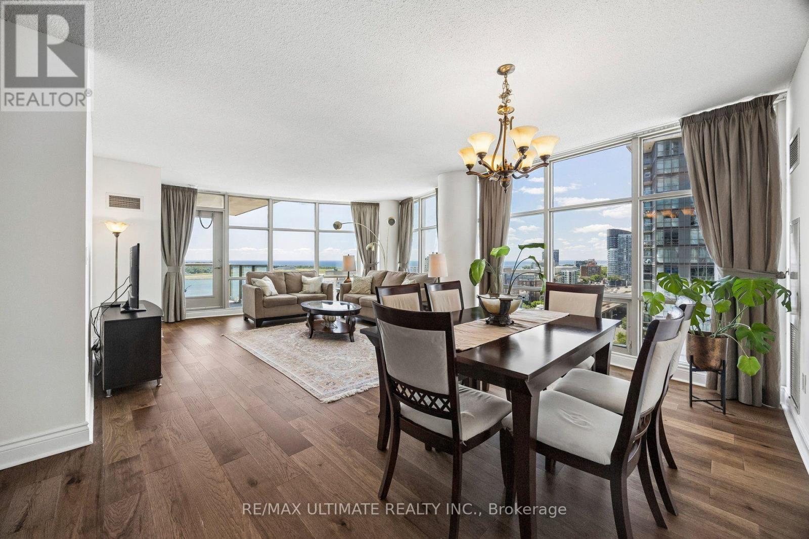 1812 - 35 Mariner Terrace, Toronto, Ontario  M5V 3V9 - Photo 7 - C13743788