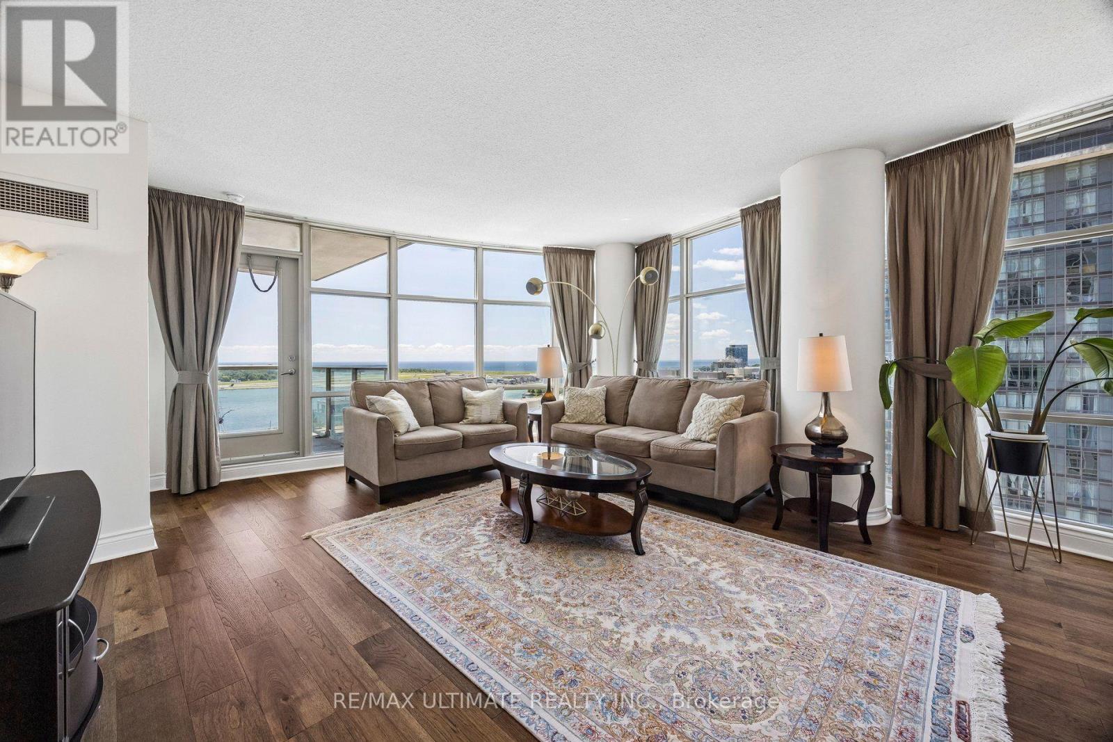 1812 - 35 Mariner Terrace, Toronto, Ontario  M5V 3V9 - Photo 8 - C13743788