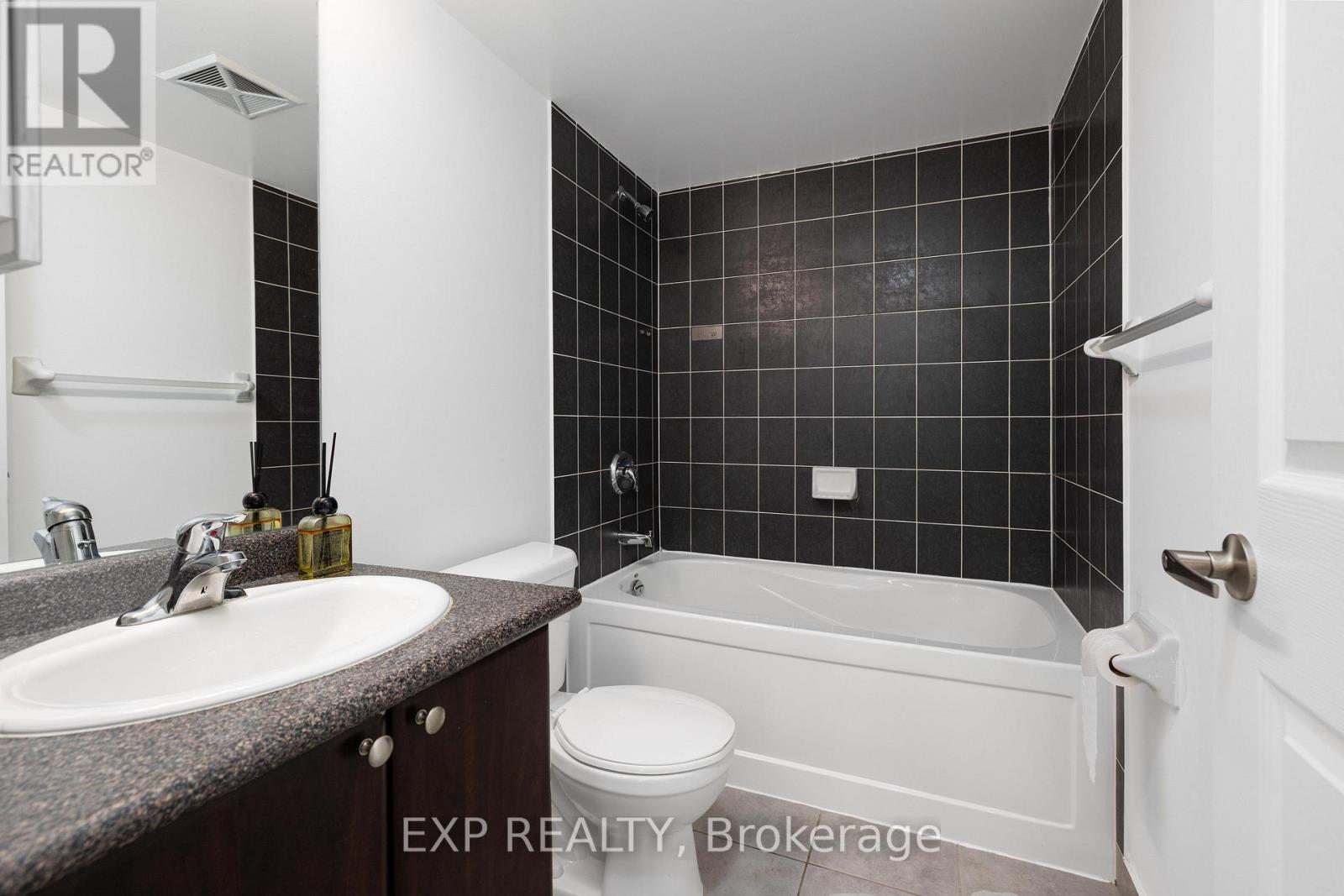 311 - 35 Hollywood Avenue, Toronto, Ontario  M2N 0A9 - Photo 18 - C13743832
