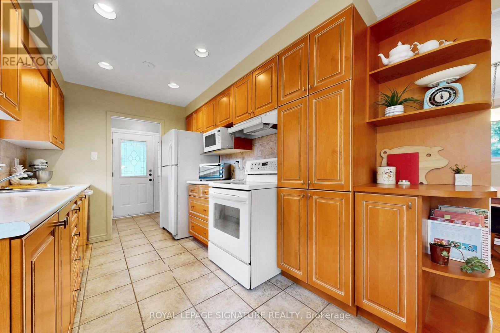 91 Holmcrest Trail, Toronto, Ontario  M1C 1V8 - Photo 12 - E13743792