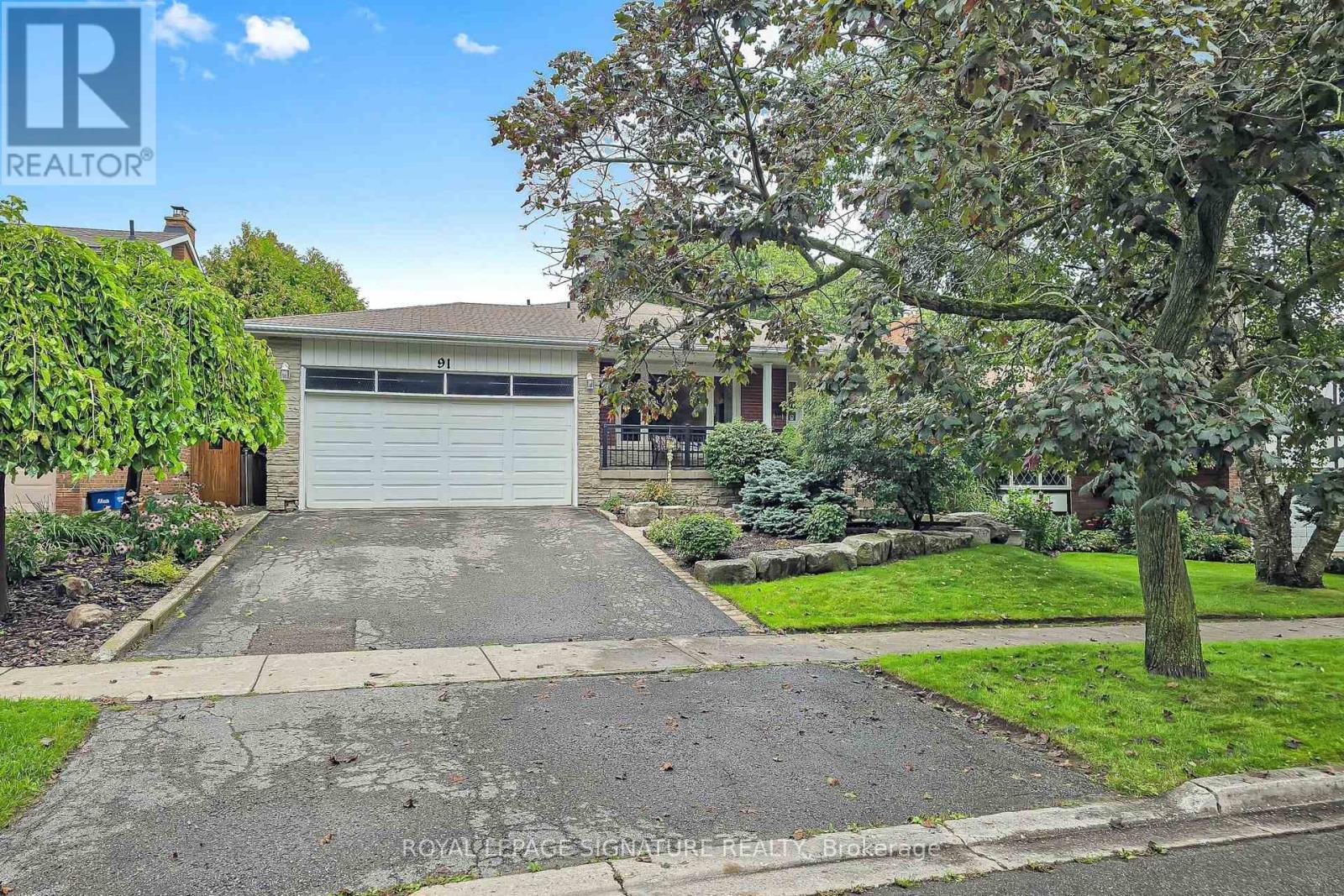 91 Holmcrest Trail, Toronto, Ontario  M1C 1V8 - Photo 3 - E13743792