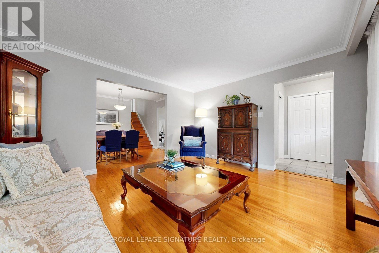 91 Holmcrest Trail, Toronto, Ontario  M1C 1V8 - Photo 9 - E13743792