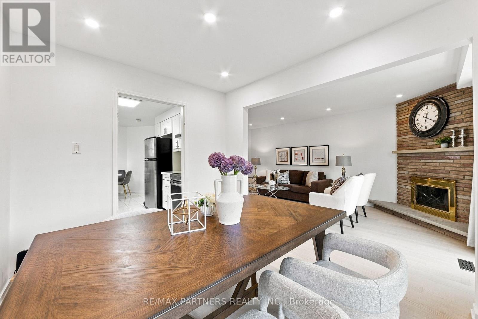 26 Blue Eagle Trail, Toronto, Ontario  M1V 1V9 - Photo 10 - E13743816