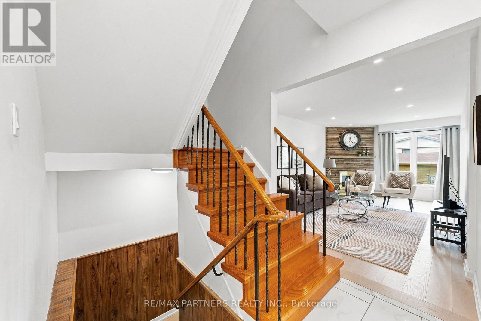 26 Blue Eagle Trail, Toronto, Ontario  M1V 1V9 - Photo 16 - E13743816