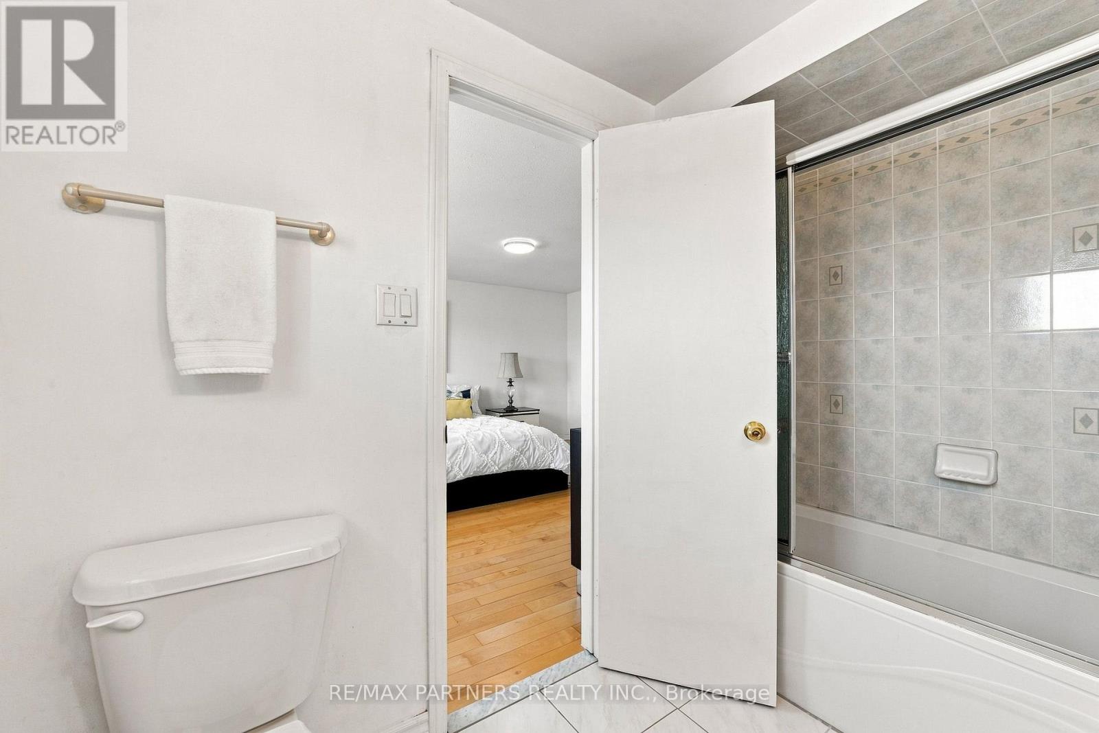 26 Blue Eagle Trail, Toronto, Ontario  M1V 1V9 - Photo 22 - E13743816