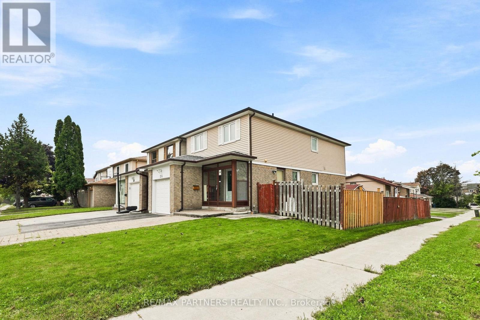26 Blue Eagle Trail, Toronto, Ontario  M1V 1V9 - Photo 3 - E13743816