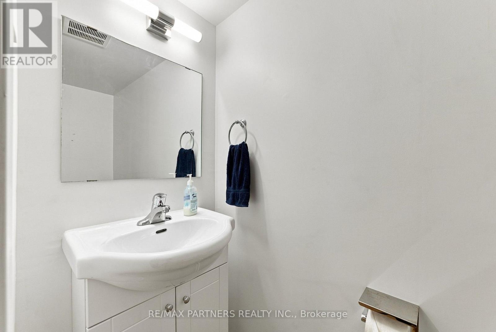 26 Blue Eagle Trail, Toronto, Ontario  M1V 1V9 - Photo 35 - E13743816