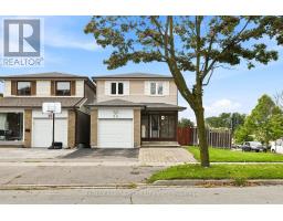 26 BLUE EAGLE TRAIL, Toronto, Ontario