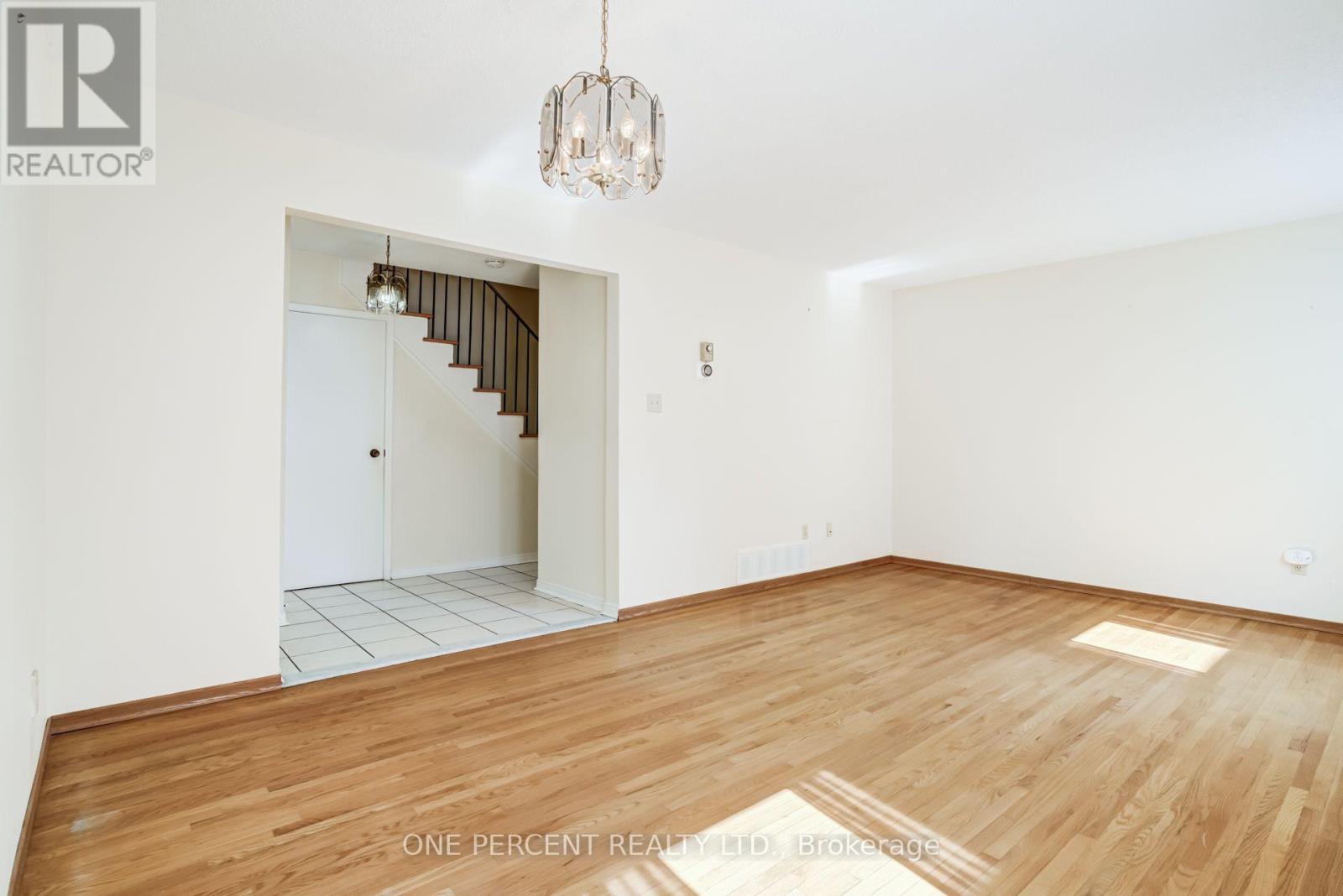 47 Hendon Road, Markham, Ontario  L3R 6Z7 - Photo 10 - N13743808