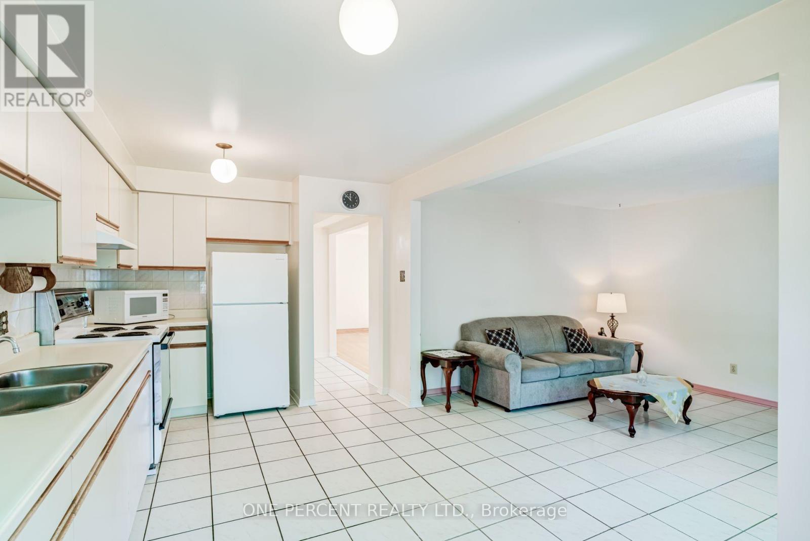47 Hendon Road, Markham, Ontario  L3R 6Z7 - Photo 13 - N13743808