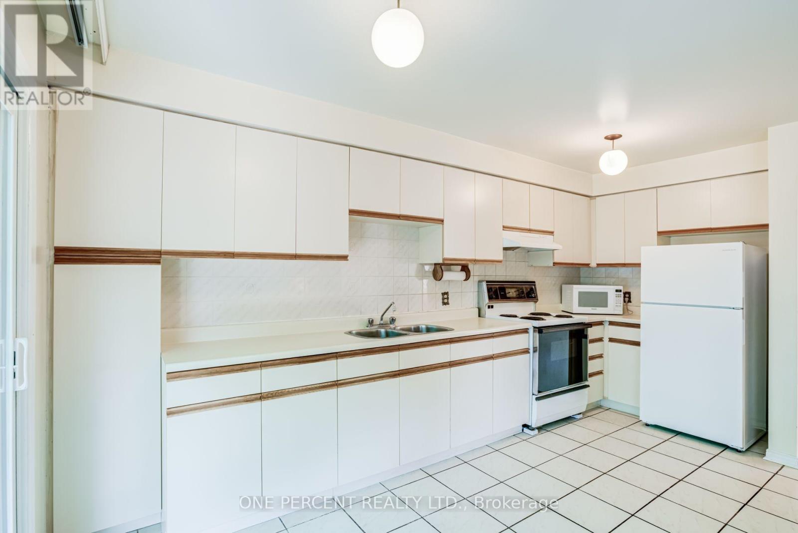 47 Hendon Road, Markham, Ontario  L3R 6Z7 - Photo 15 - N13743808