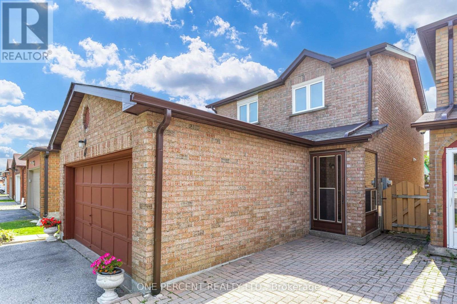 47 Hendon Road, Markham, Ontario  L3R 6Z7 - Photo 3 - N13743808