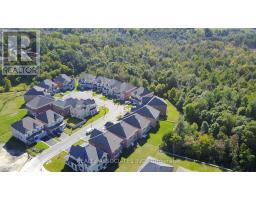 241 STORMONT TRAIL, Vaughan, Ontario
