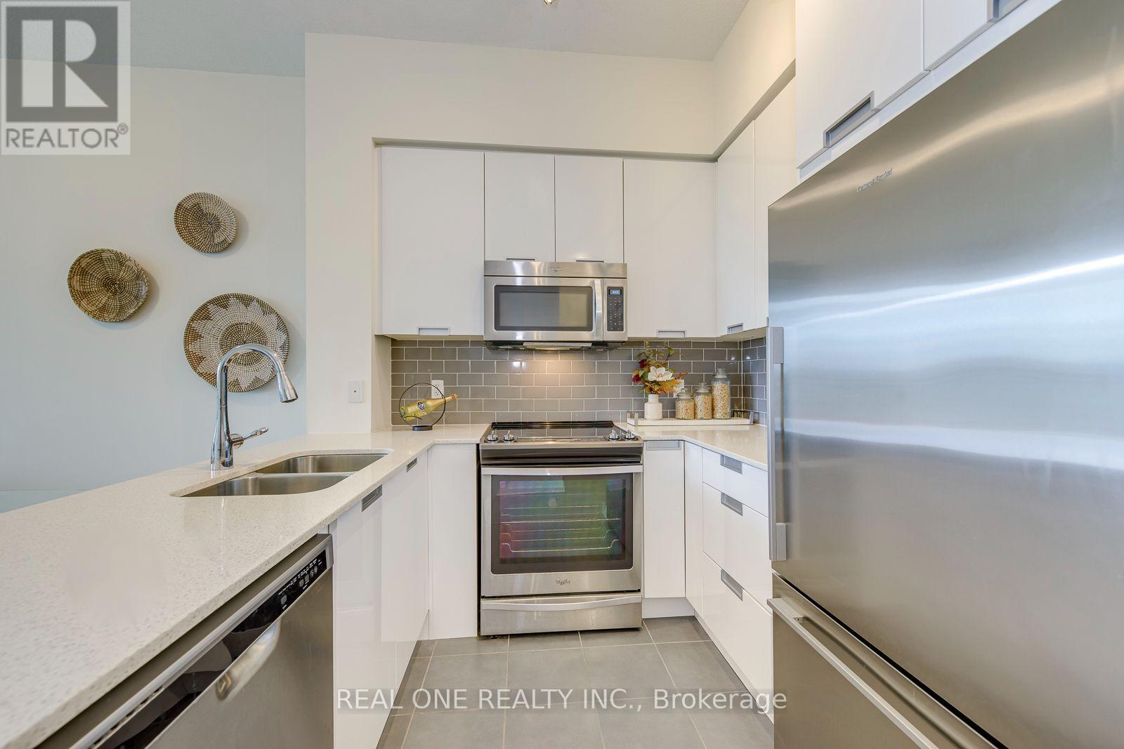 407 - 55 Eglinton Avenue W, Mississauga, Ontario  L5R 0E4 - Photo 13 - W13743796