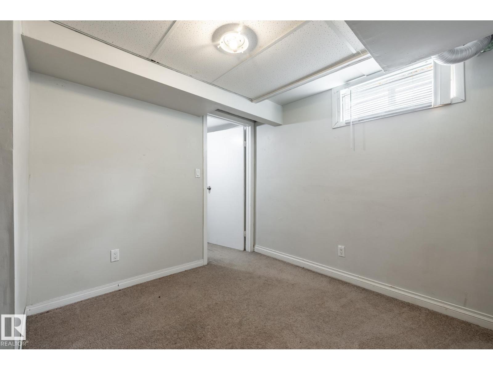 54 Lakewood Vg Nw, Edmonton, Alberta  T6K 2B3 - Photo 24 - E4507025