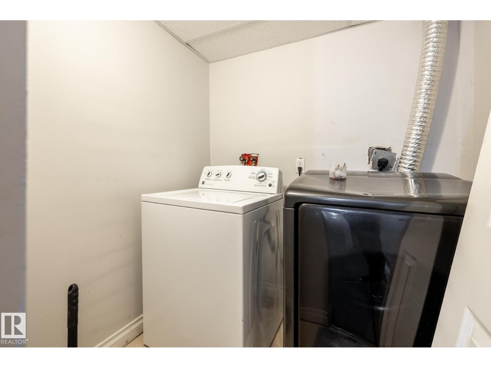 54 Lakewood Vg Nw, Edmonton, Alberta  T6K 2B3 - Photo 26 - E4507025