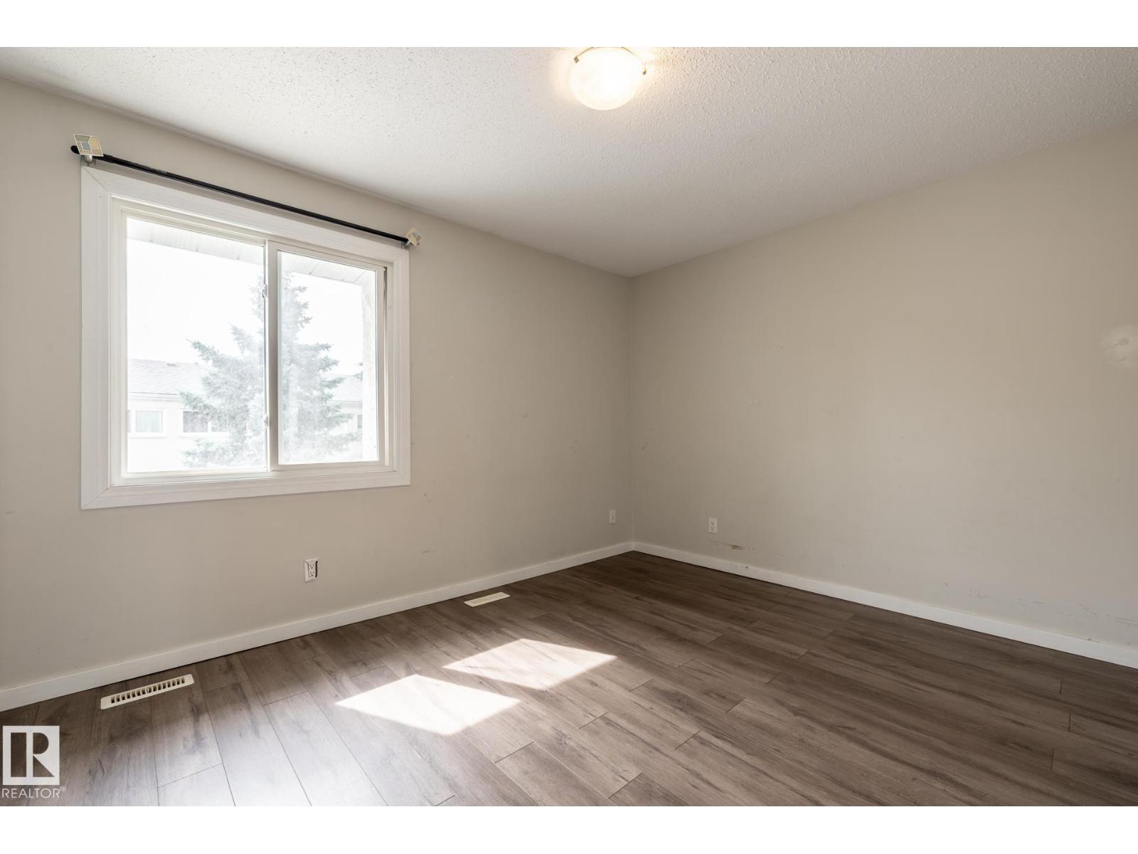 54 Lakewood Vg Nw, Edmonton, Alberta  T6K 2B3 - Photo 31 - E4507025