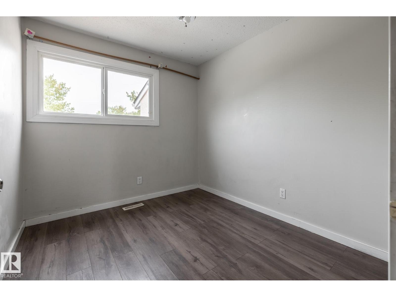 54 Lakewood Vg Nw, Edmonton, Alberta  T6K 2B3 - Photo 36 - E4507025