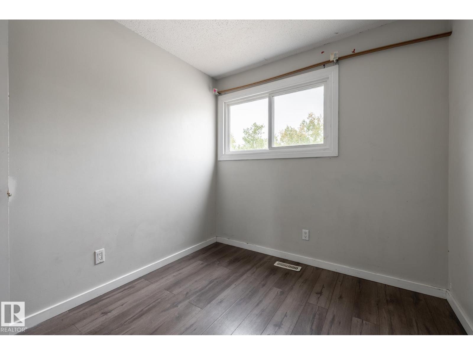 54 Lakewood Vg Nw, Edmonton, Alberta  T6K 2B3 - Photo 37 - E4507025
