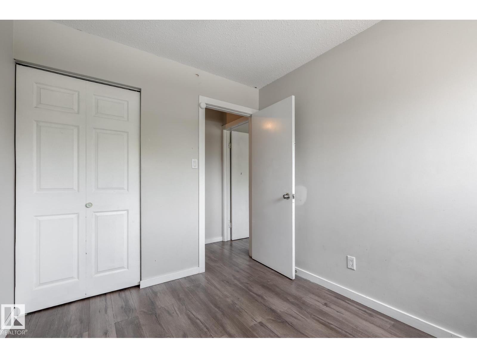 54 Lakewood Vg Nw, Edmonton, Alberta  T6K 2B3 - Photo 38 - E4507025