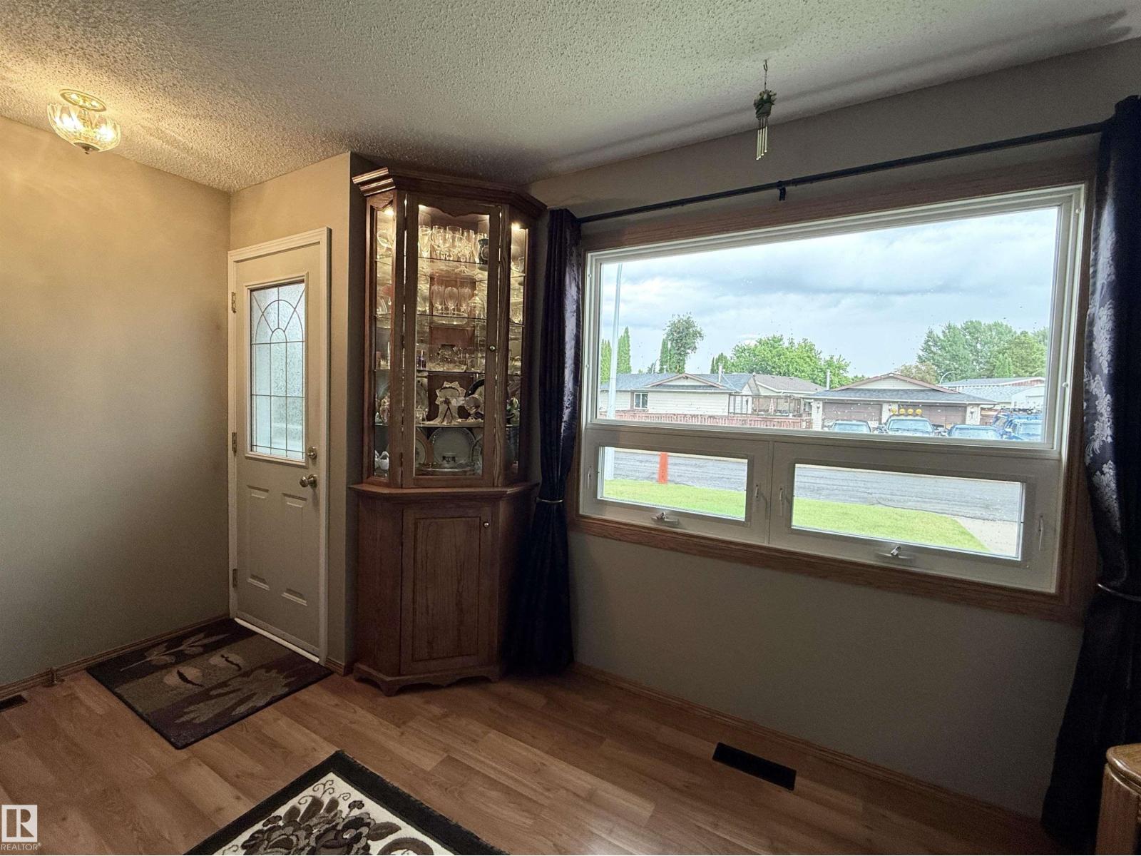 9326 81 St, Fort Saskatchewan, Alberta  T8L 3L2 - Photo 5 - E4507026