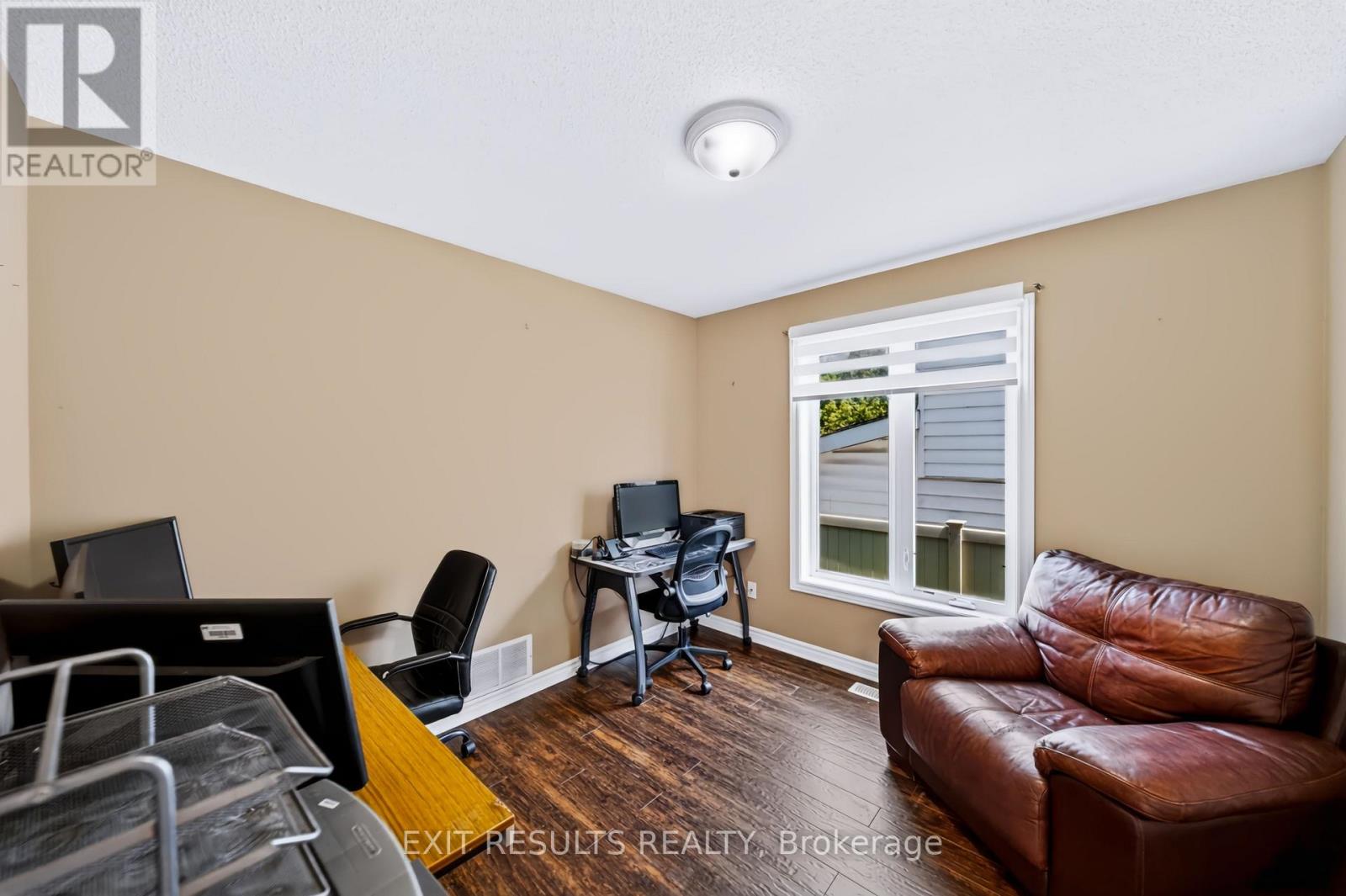 5b Kemp Drive, Ottawa, Ontario  K1T 3W9 - Photo 6 - X13743770
