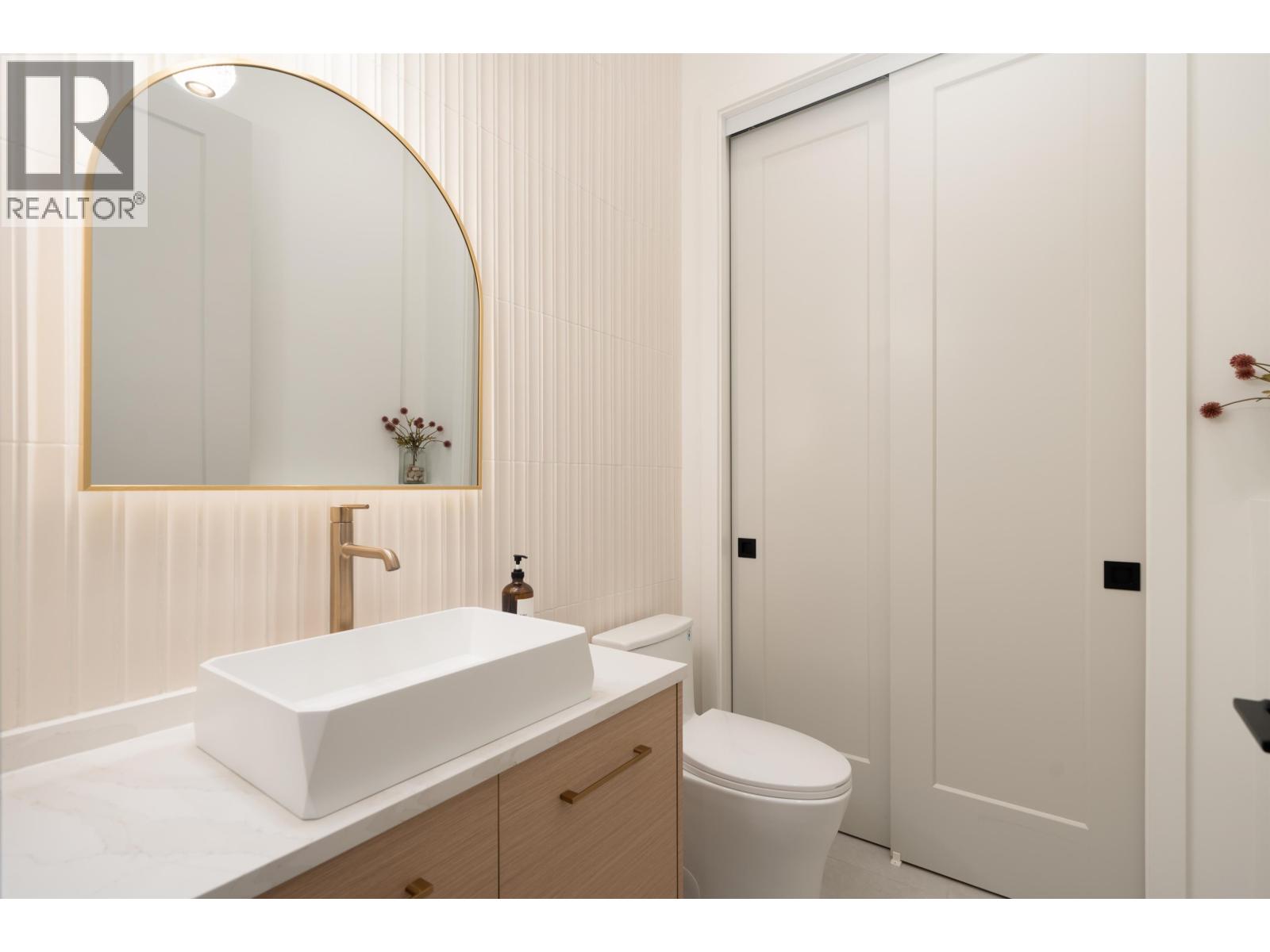 1 810 E 22nd Avenue, Vancouver, British Columbia  V5V 1V7 - Photo 11 - R3150394