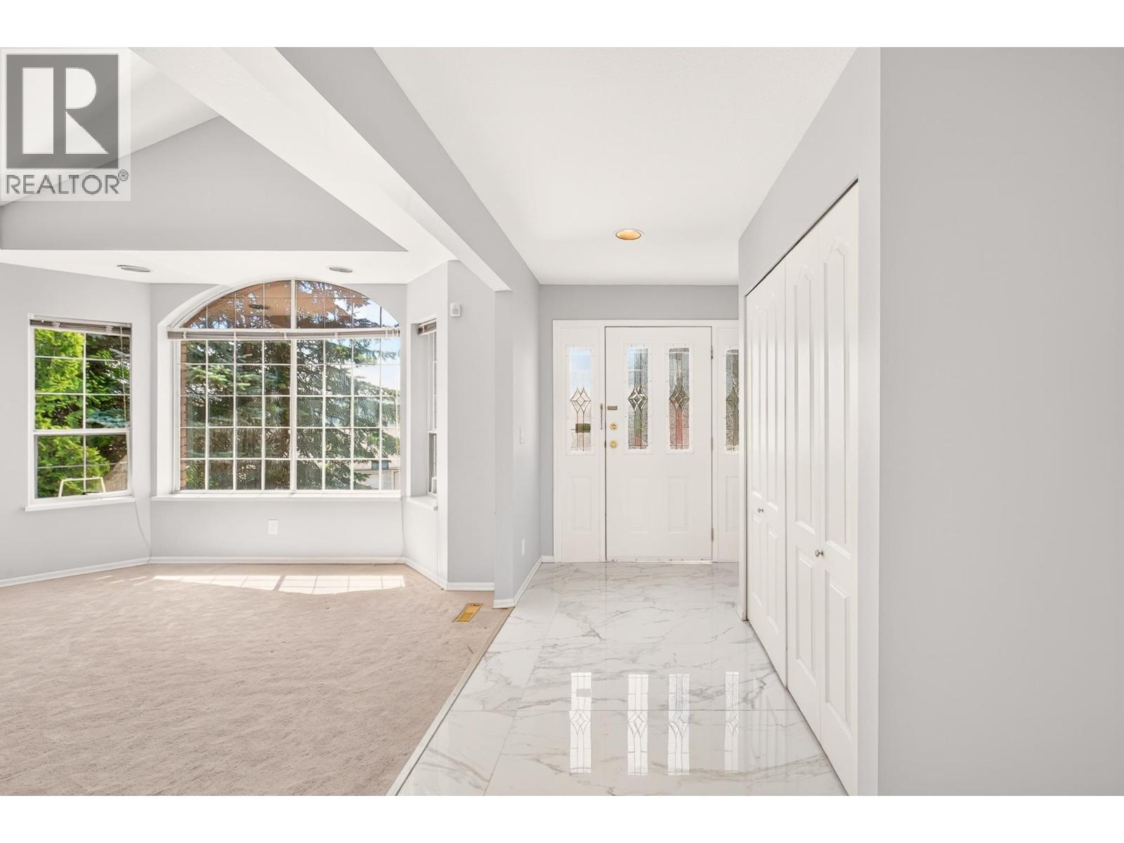 1237 Durant Drive, Coquitlam, British Columbia  V3B 6Y4 - Photo 3 - R3146610