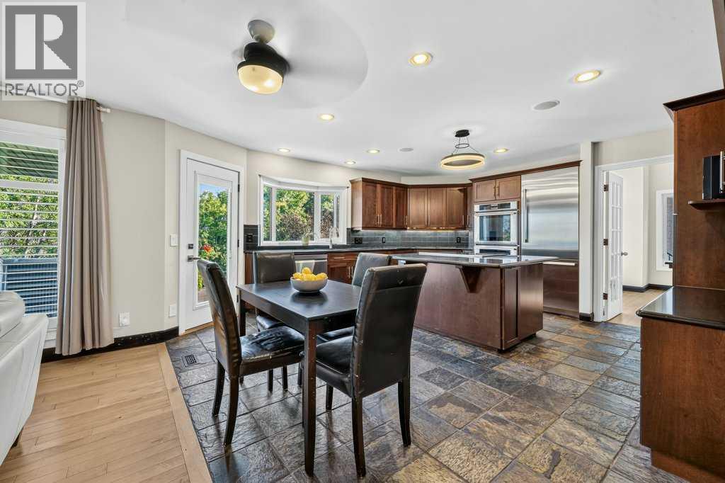 95 Woodridge Close SW, Calgary, Alberta  T2W 5M2 - Photo 19 - A2334396
