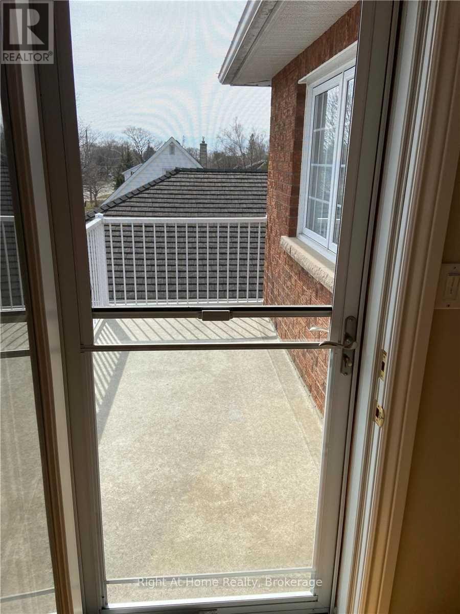 Main - 40 Prospect Street, Clarington, Ontario  L1C 3H1 - Photo 5 - E13743848