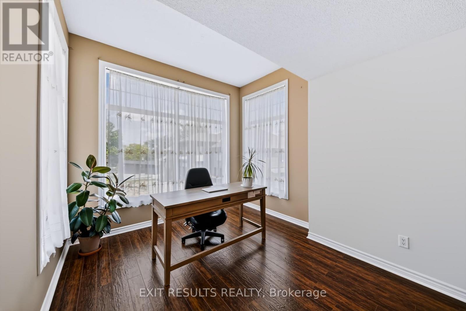 5b Kemp Drive, Ottawa, Ontario  K1T 3W9 - Photo 23 - X13743770