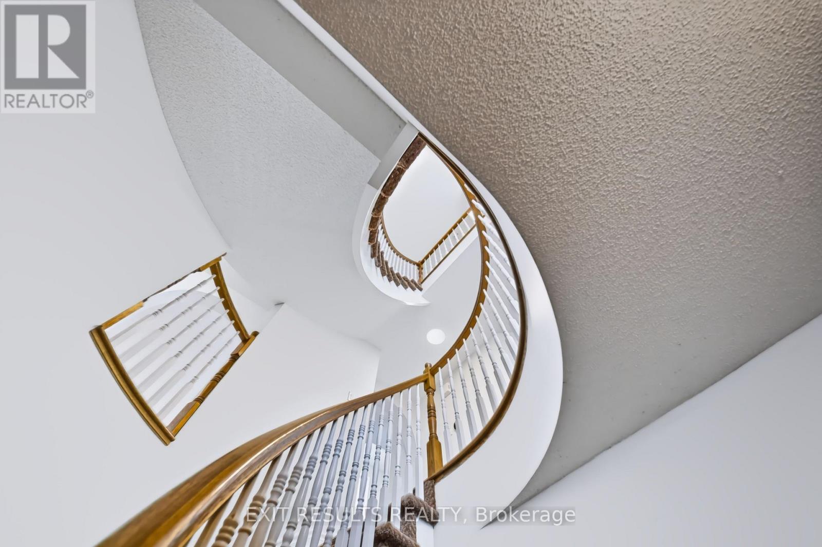 5b Kemp Drive, Ottawa, Ontario  K1T 3W9 - Photo 20 - X13743770