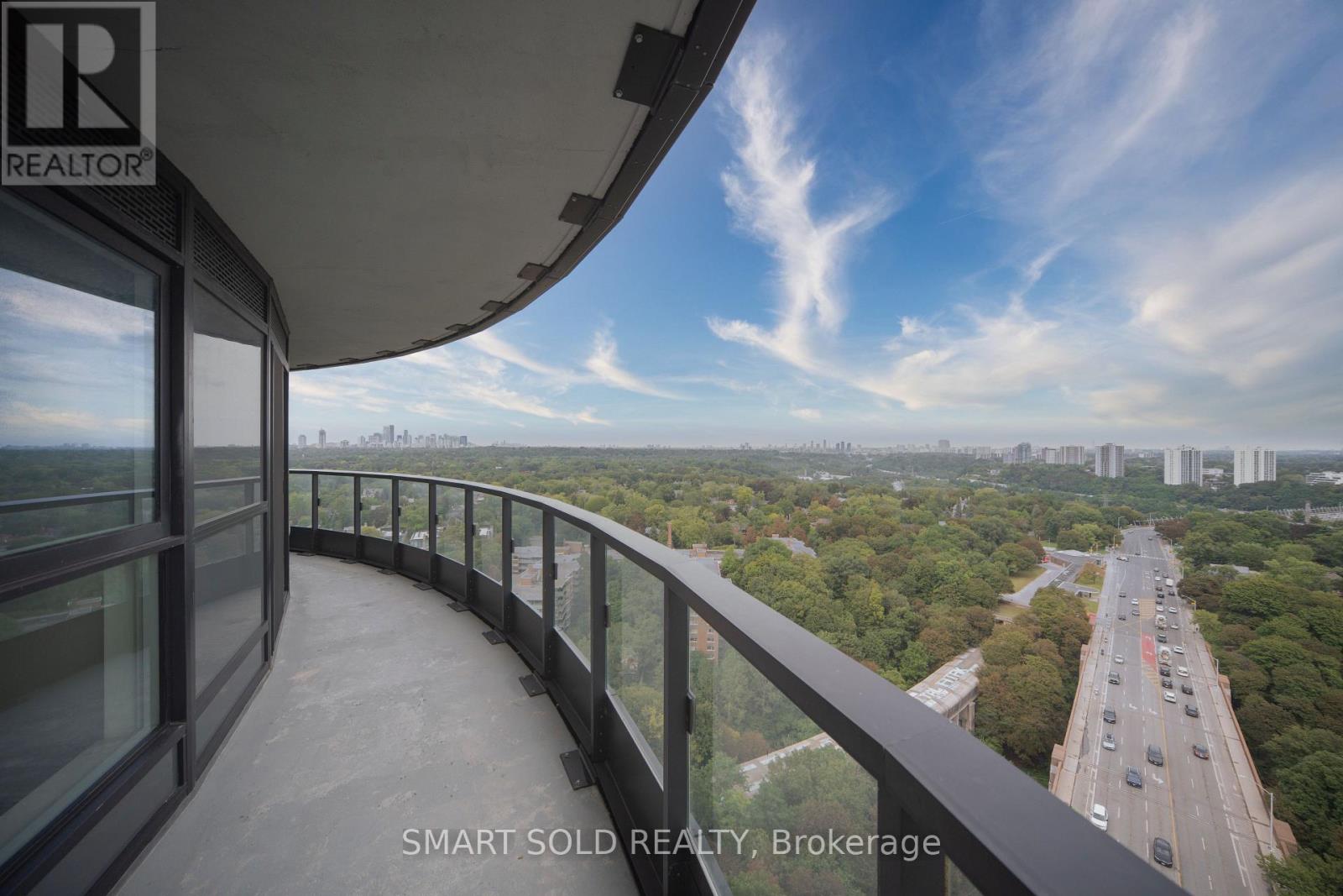2017 - 585 Bloor Street E, Toronto, Ontario  M6G 1K5 - Photo 18 - C13743858