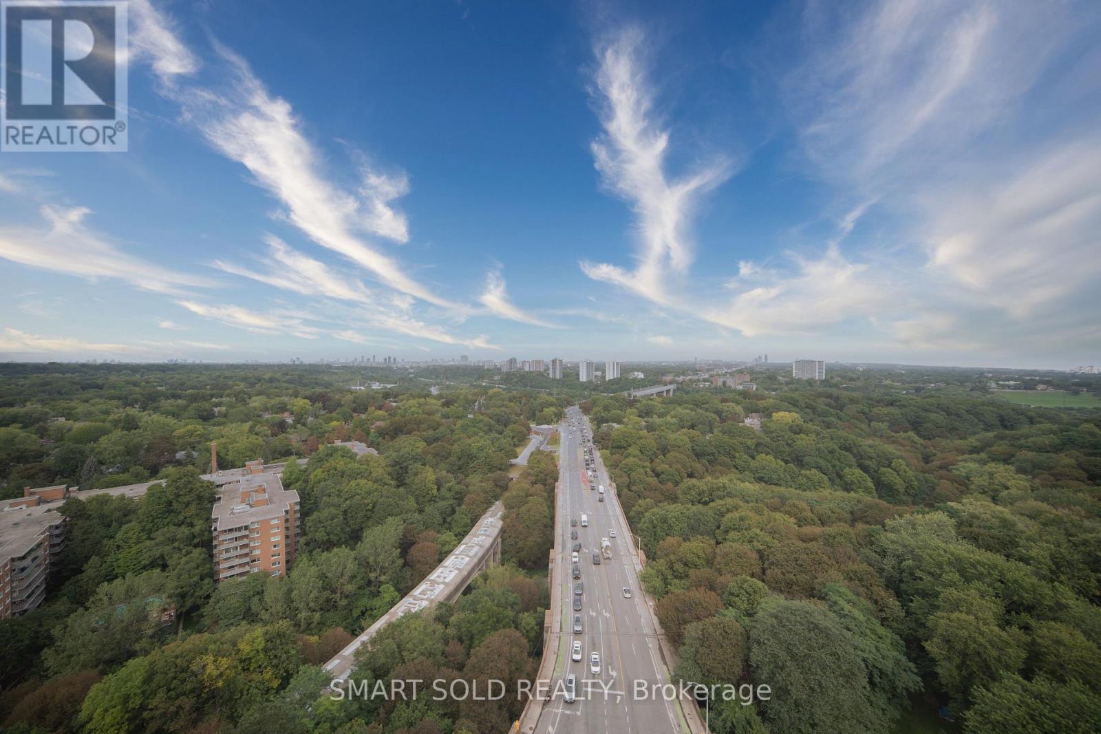 2017 - 585 Bloor Street E, Toronto, Ontario  M6G 1K5 - Photo 19 - C13743858