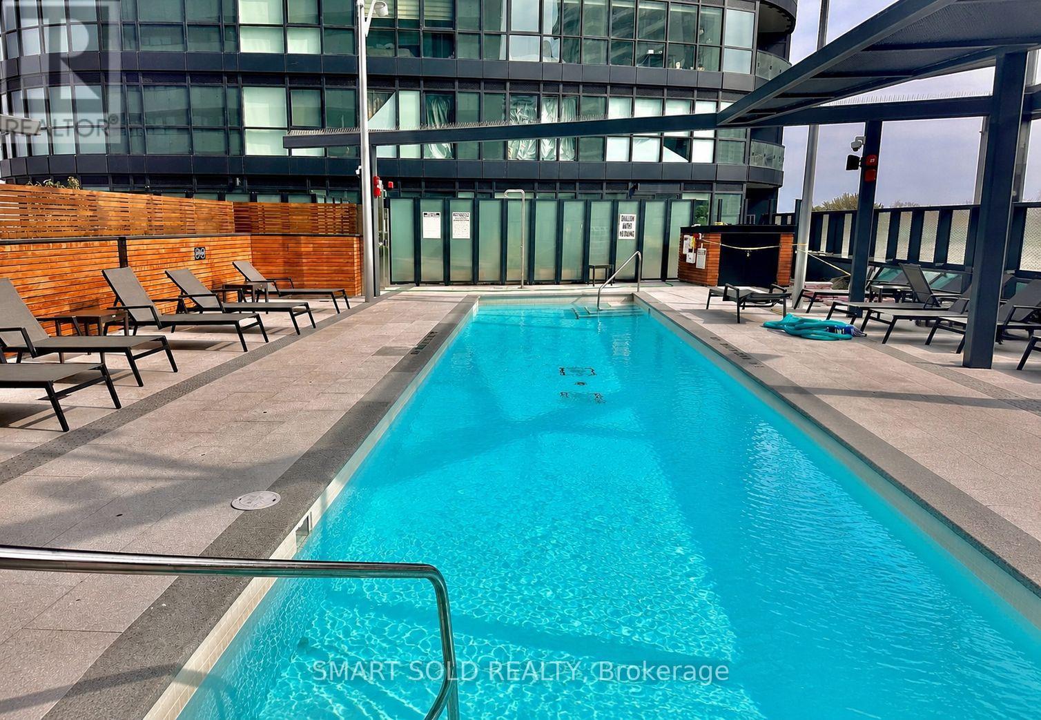 2017 - 585 Bloor Street E, Toronto, Ontario  M6G 1K5 - Photo 22 - C13743858