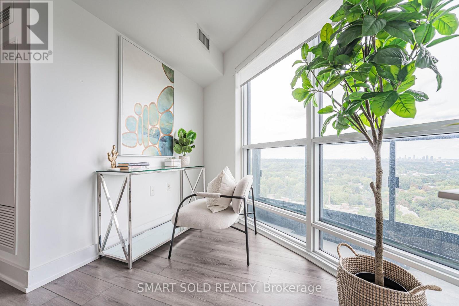 2017 - 585 Bloor Street E, Toronto, Ontario  M6G 1K5 - Photo 7 - C13743858