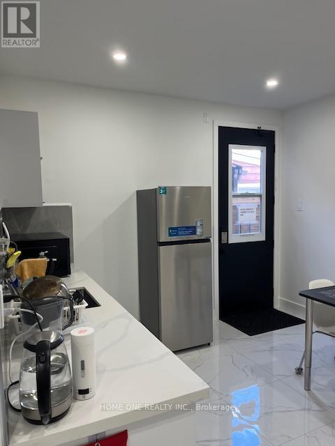 B03 - 35 Denison Avenue, Toronto, Ontario  M5T 2M6 - Photo 8 - C13743868