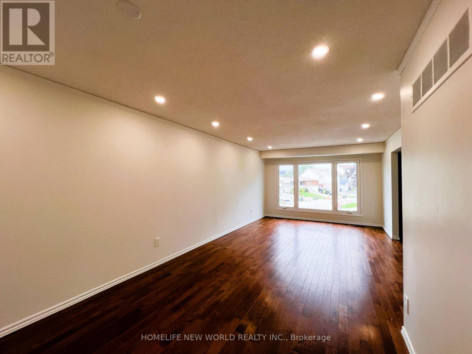 93 Crayford Drive, Toronto, Ontario  M1W 3B5 - Photo 6 - E13743860