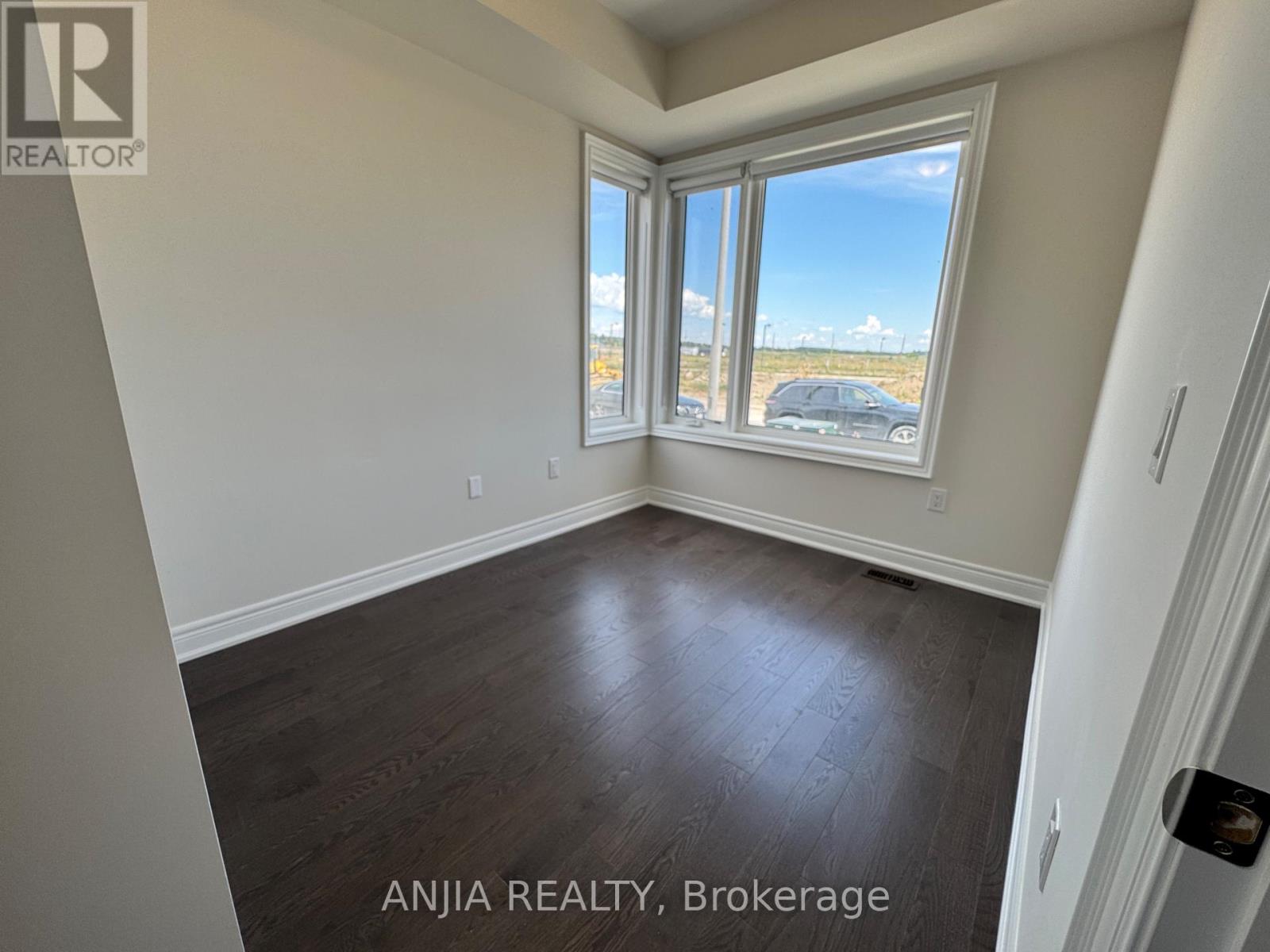 76 Selina Rose Street, Markham, Ontario  L6C 1N3 - Photo 4 - N13743844