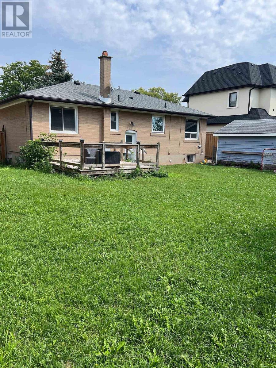556 Sherin Drive, Oakville, Ontario  L6L 4J8 - Photo 22 - W13743870