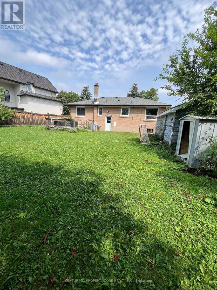 556 Sherin Drive, Oakville, Ontario  L6L 4J8 - Photo 24 - W13743870