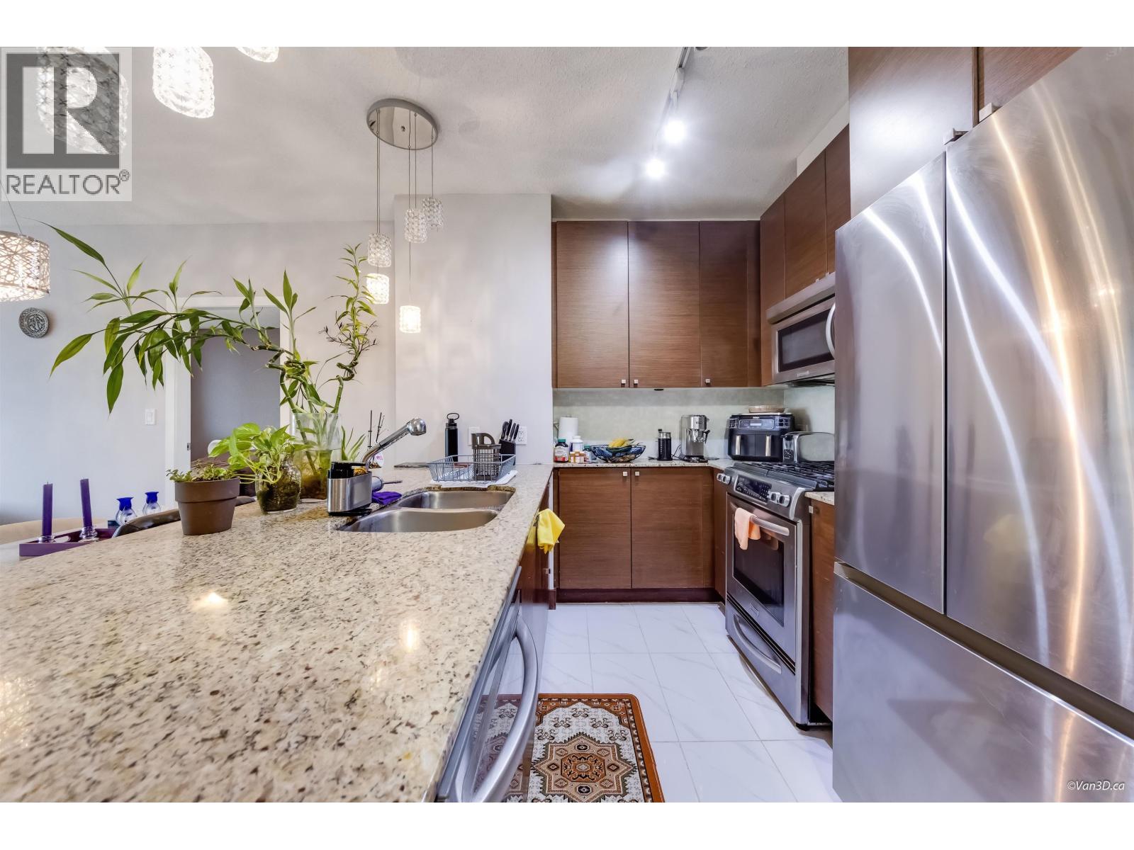 2103 400 Capilano Road, Port Moody, British Columbia  V3H 0E1 - Photo 13 - R3160092