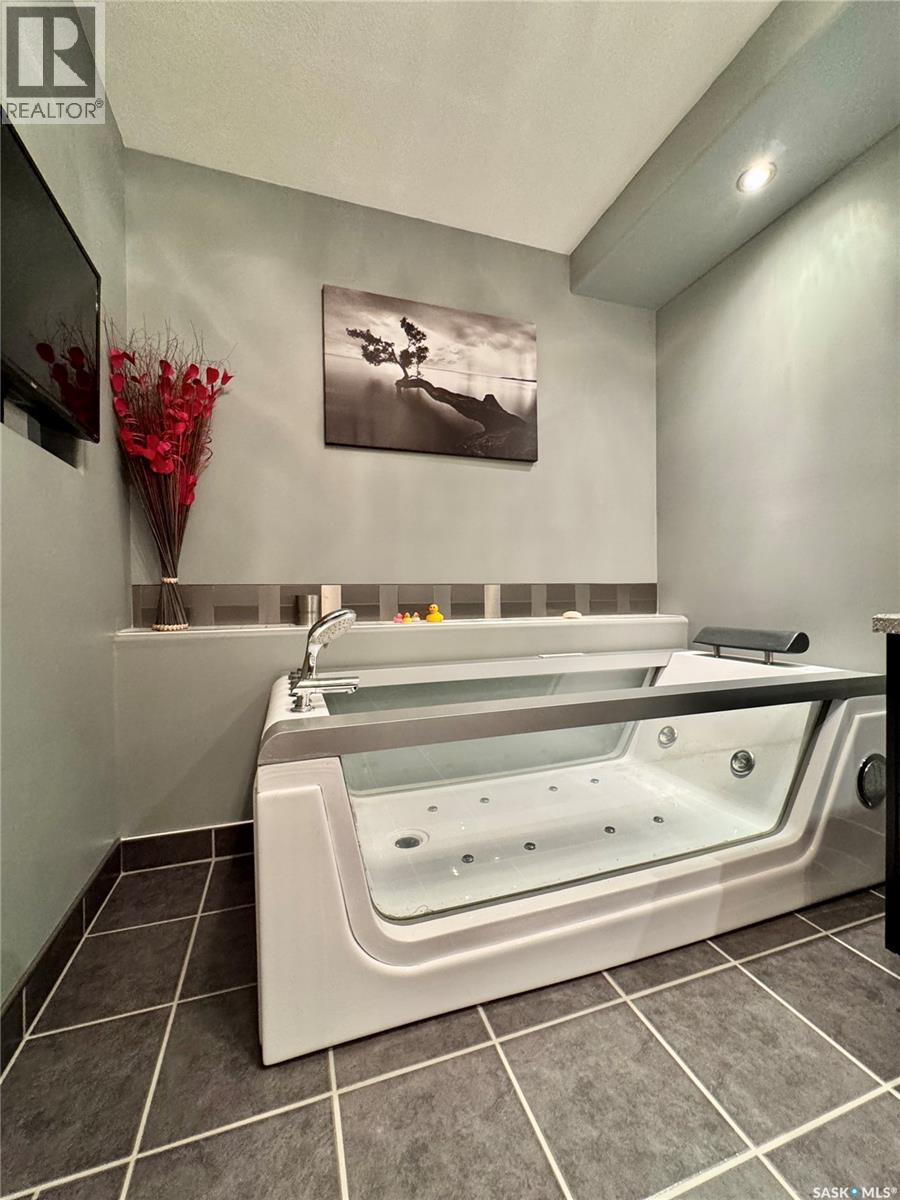 1 Main Street, Wallace Rm No. 243, Saskatchewan  S3N 3L2 - Photo 32 - SK047461