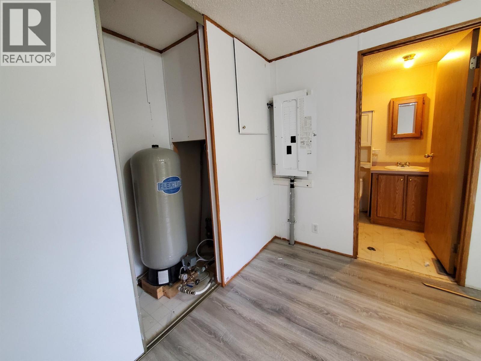 2630 Roberta Road, Quesnel, British Columbia  V2J 6L5 - Photo 19 - R3161267