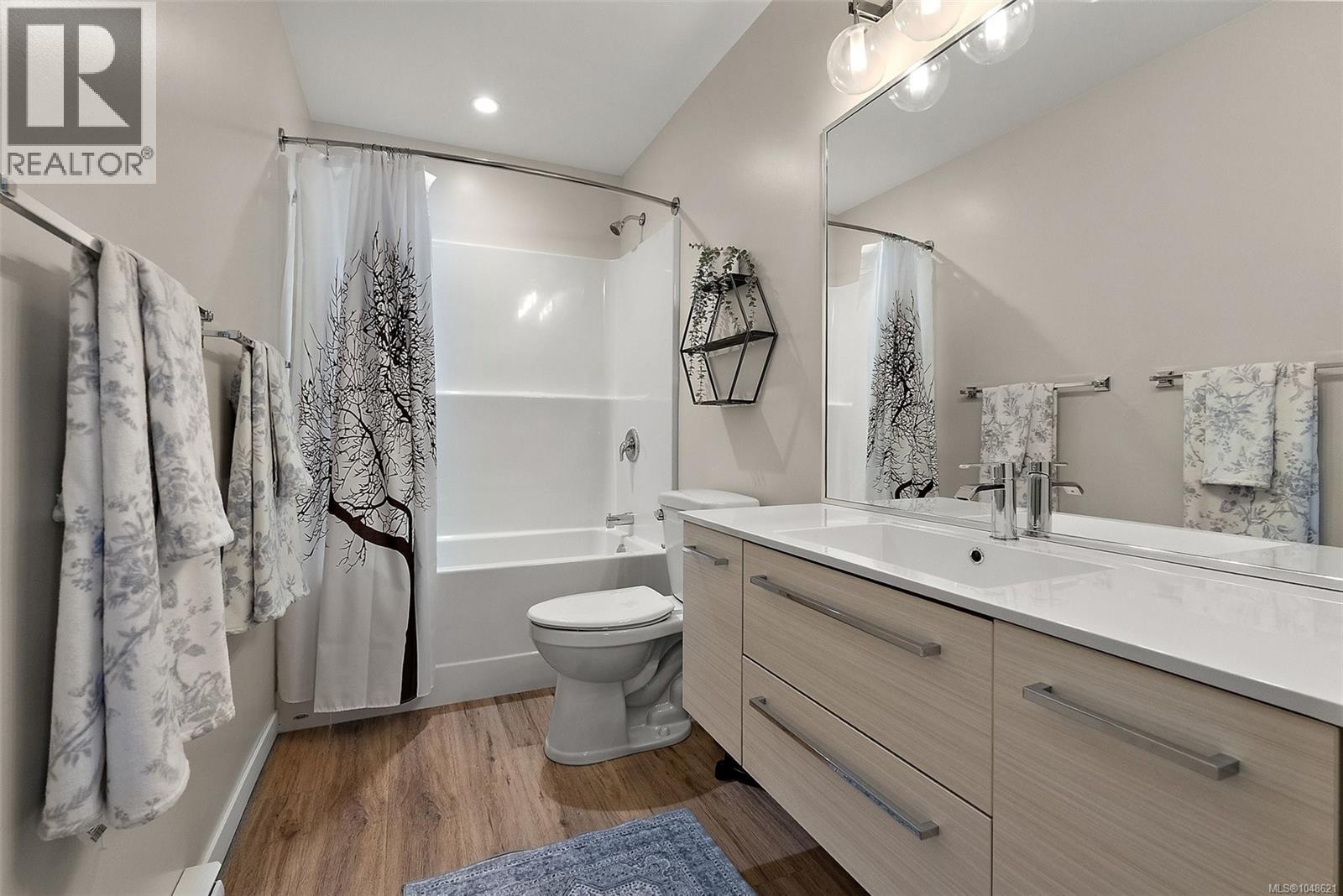 1113 Lyall St, Esquimalt, British Columbia  V9A 5G3 - Photo 21 - 1048621