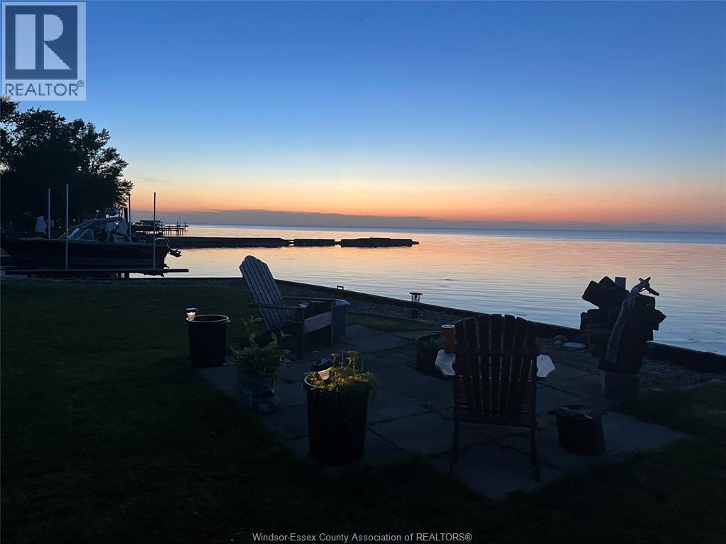 MLS# 26021624: 7654 ST. CLAIR, Lakeshore, Canada