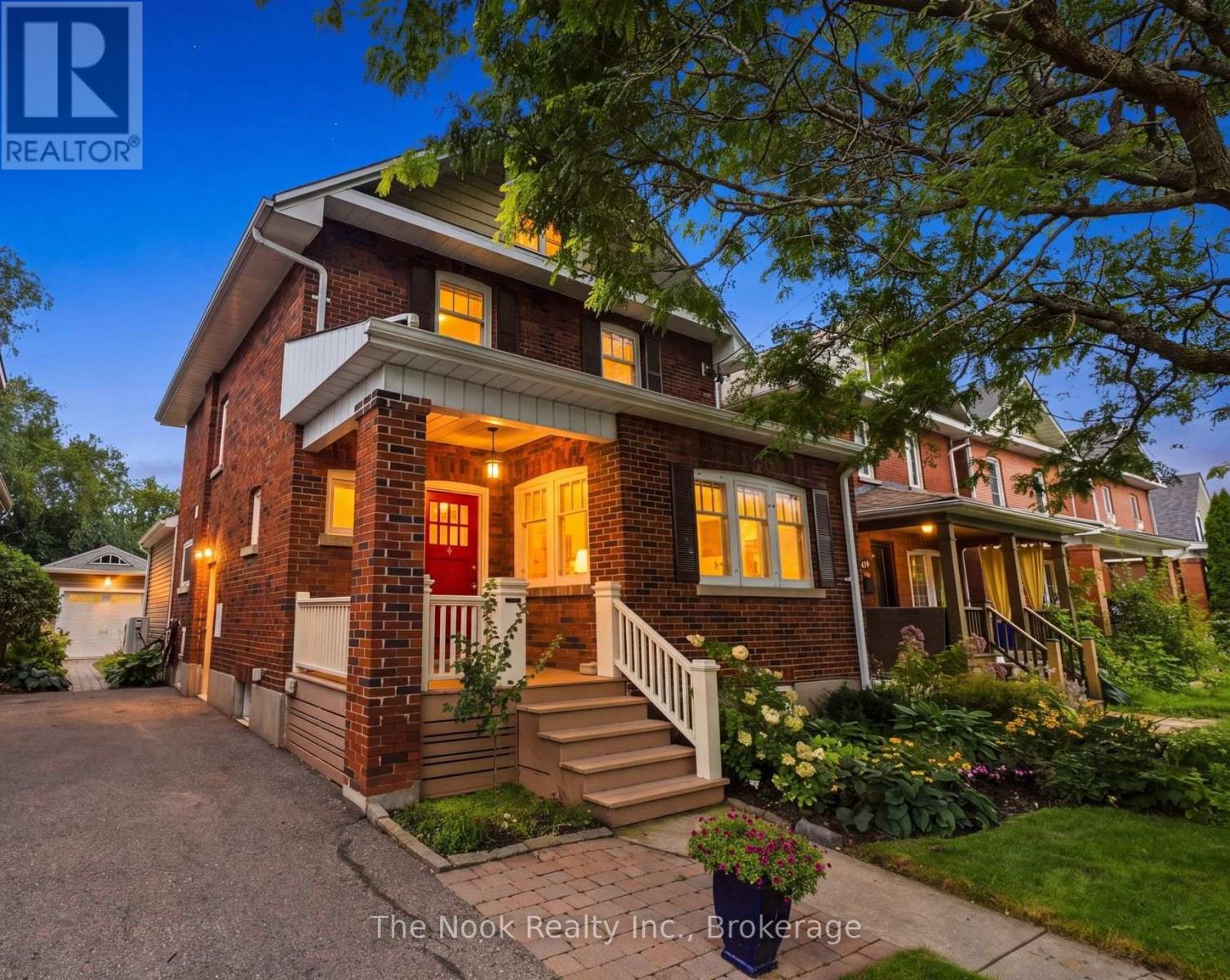 21 WESTMORELAND AVENUE, Oshawa, Ontario