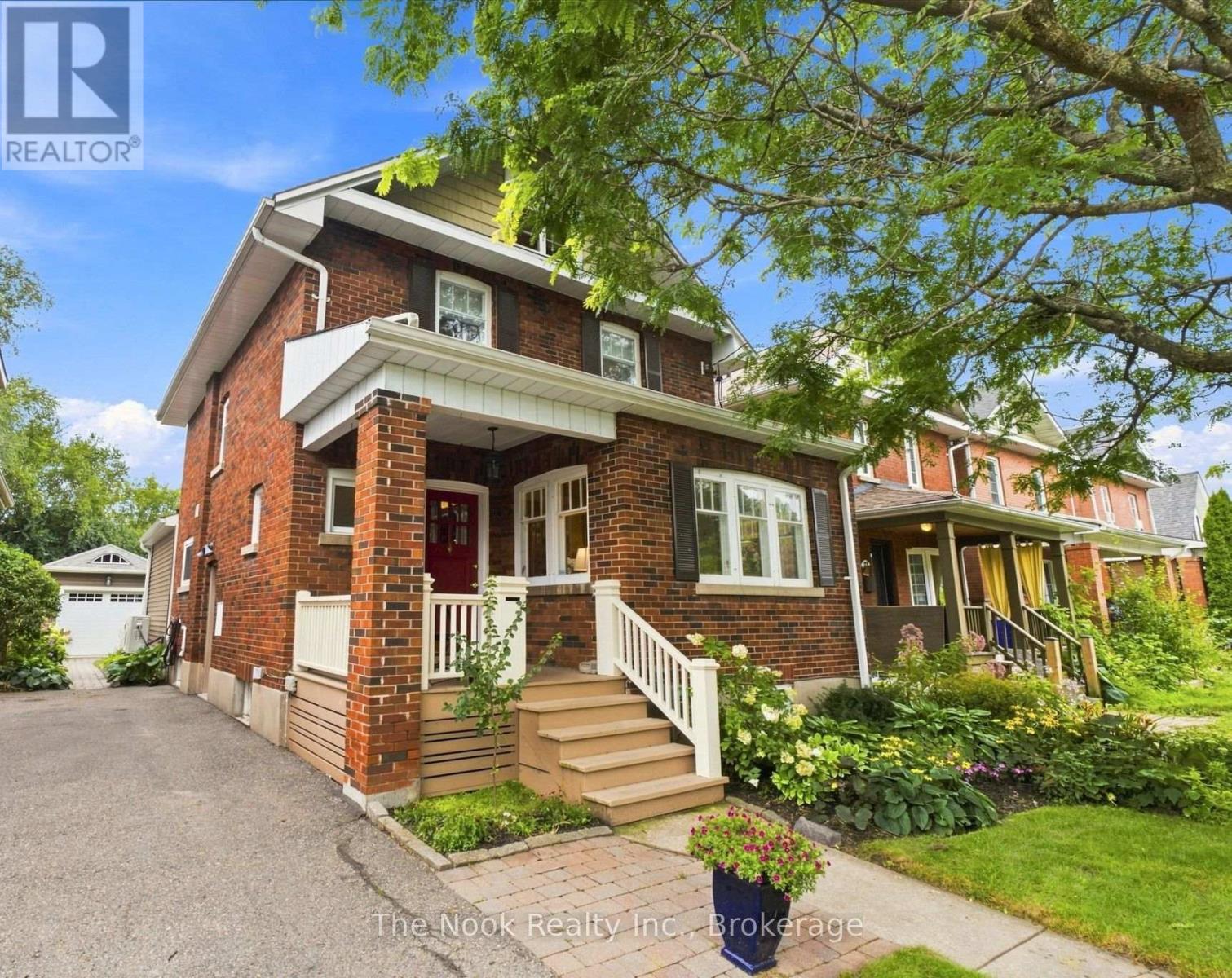 21 Westmoreland Avenue, Oshawa, Ontario  L1G 2M9 - Photo 2 - E13743944