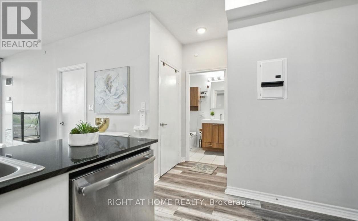 1328 Birchmount Road, Toronto, Ontario  M1R 0B6 - Photo 7 - E13743866