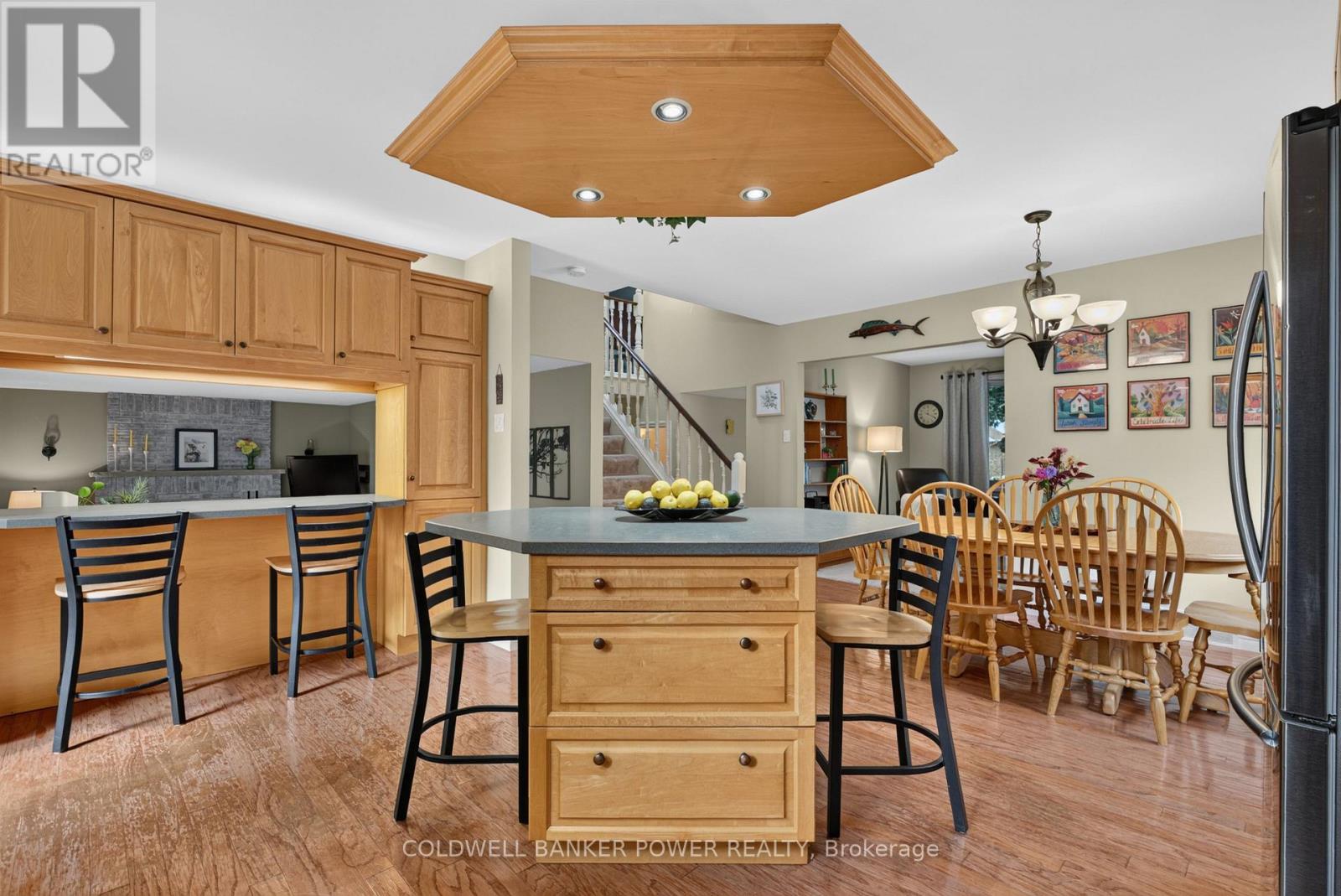 27 Concord Crescent, London North, Ontario  N6G 3H4 - Photo 9 - X13741246